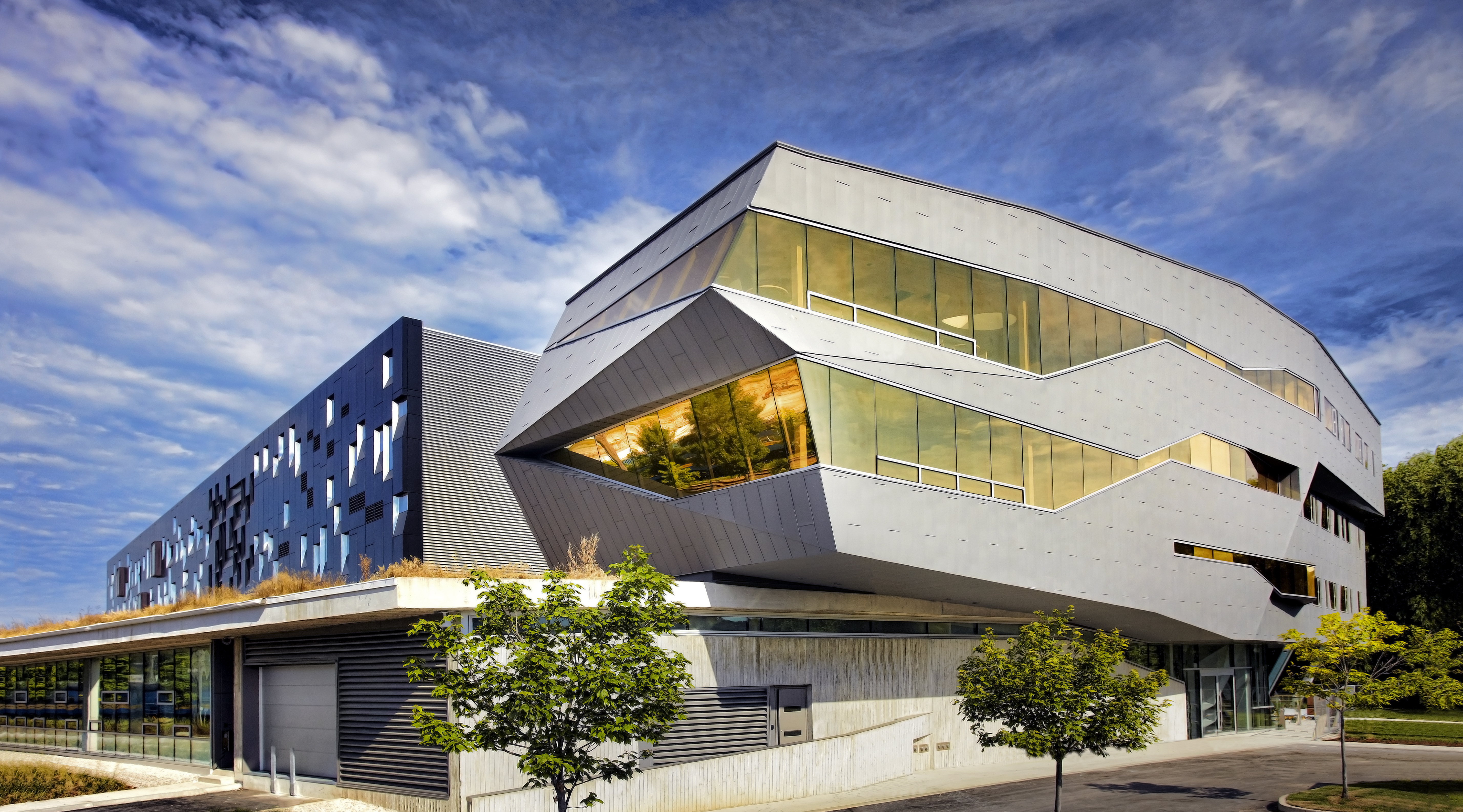 Perimeter Institute building winning the Urban Design award