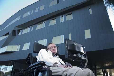 Stephen Hawkins in front of Perimeter Institute building in September 2012